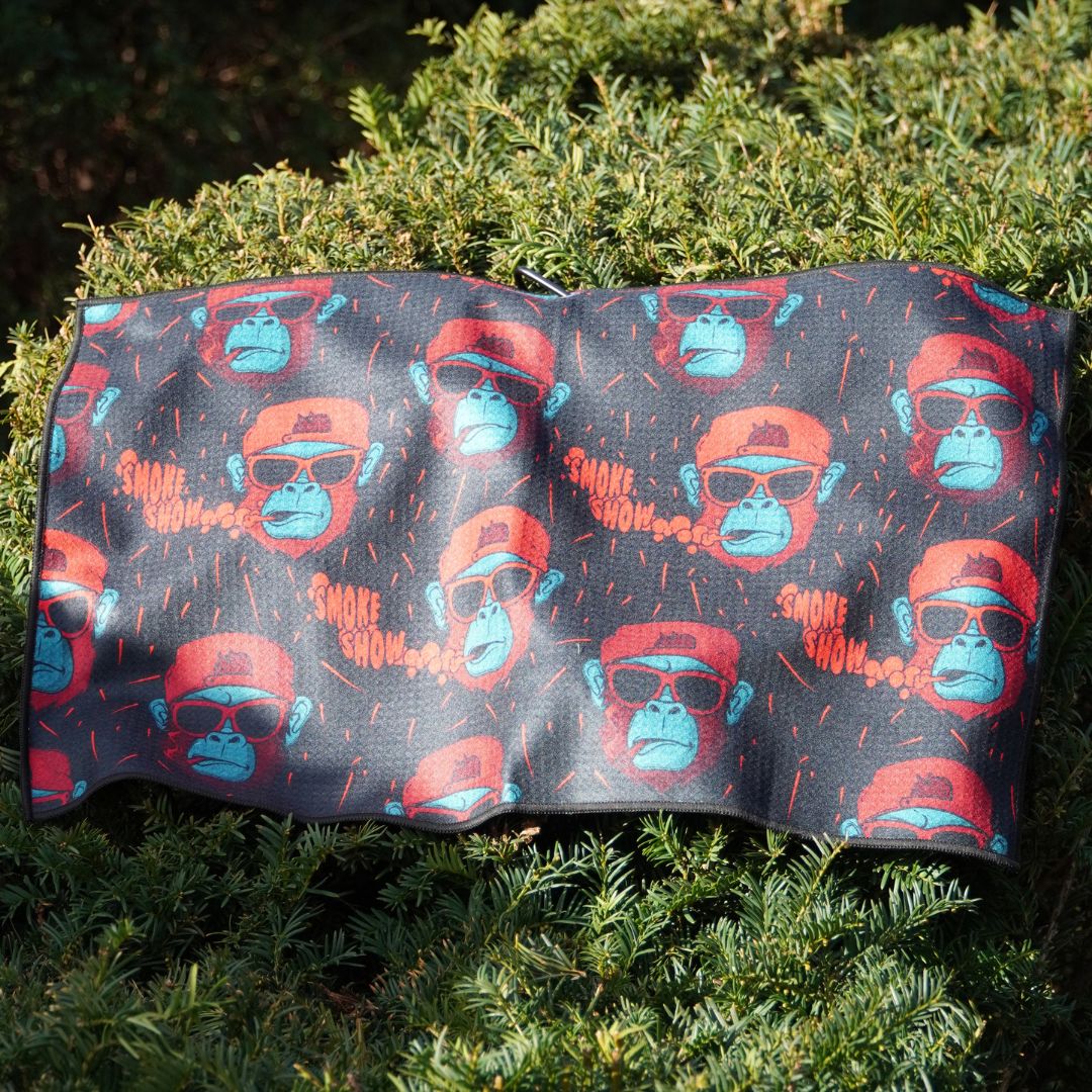 GOLF TOWEL SMOKE SHOW