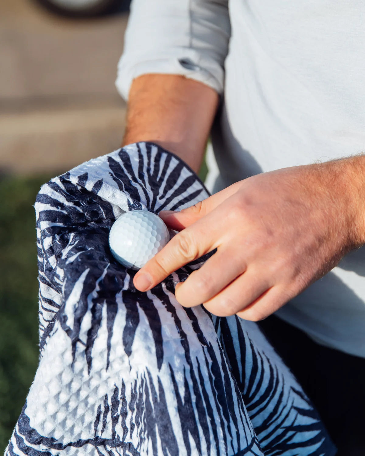 MAGNETIC STANDARD TOWEL BLUE TEES