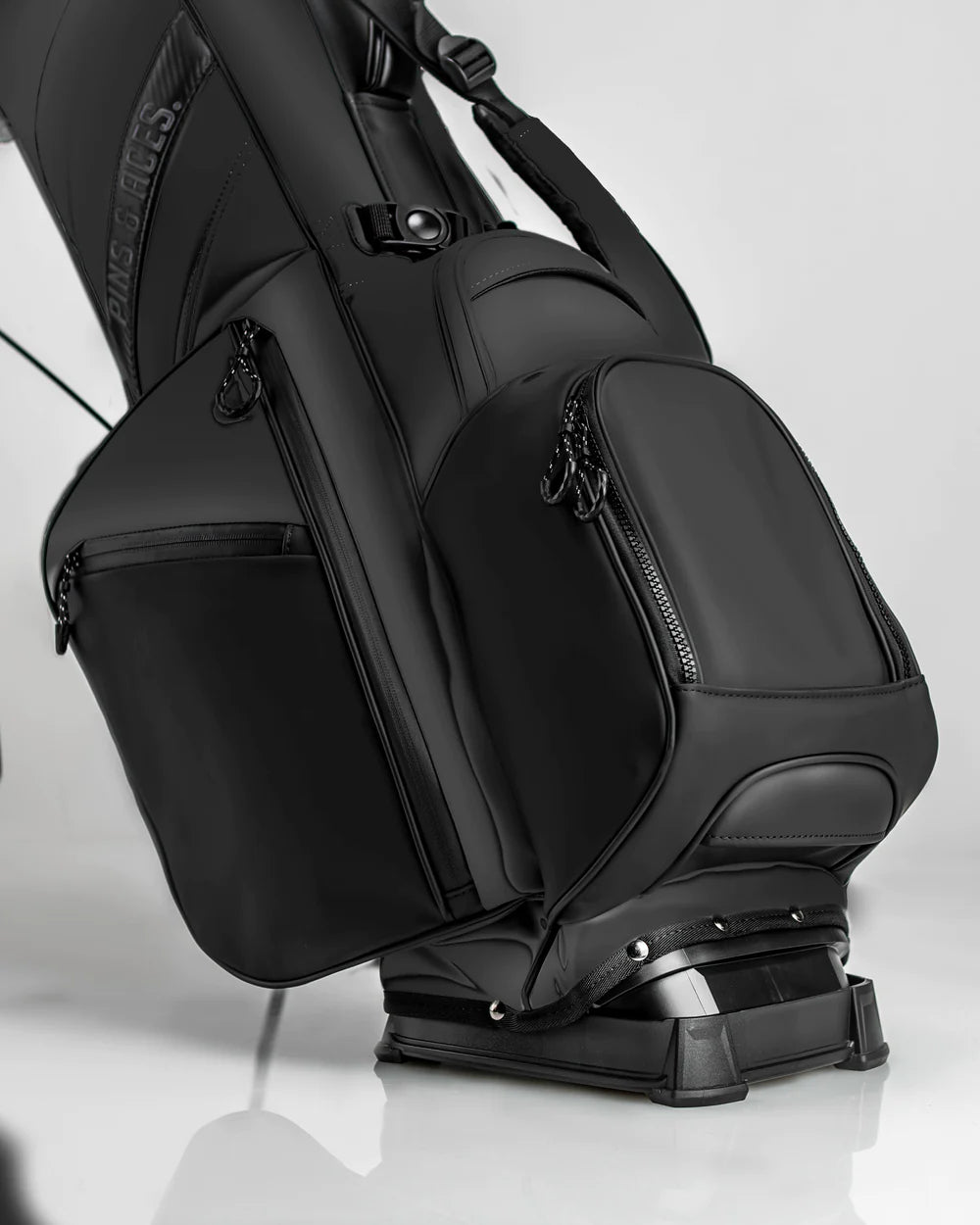 PLAYER PREFERRED™ GOLF BAG - OBSIDIAN