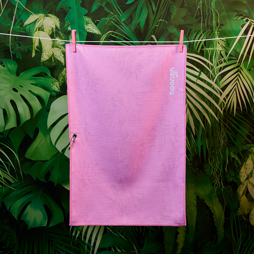 TRENDY TROPICAL GOLF TOWEL