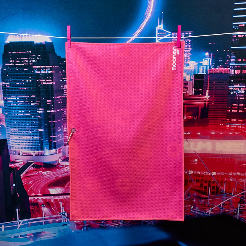 VAPOR RAVE GOLF TOWEL