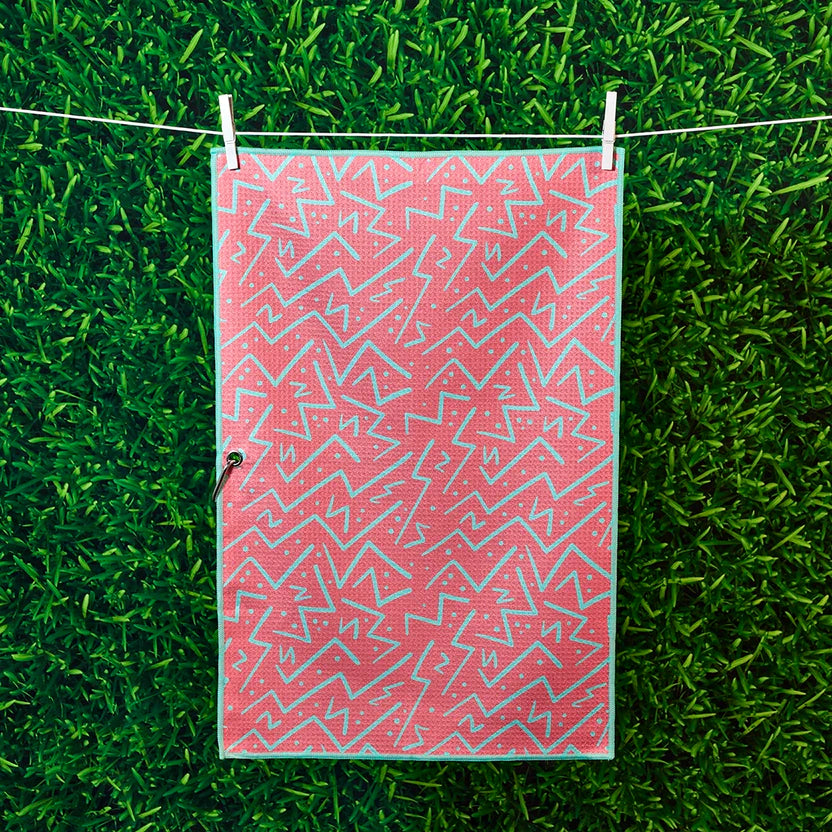 ZESTY ZIGZAG GOLF TOWEL
