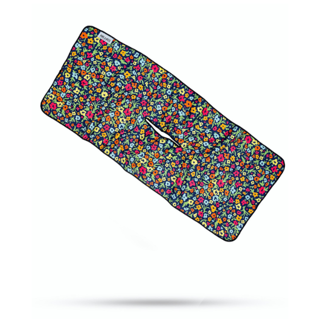 FLOWER POWER GOLF TOWEL