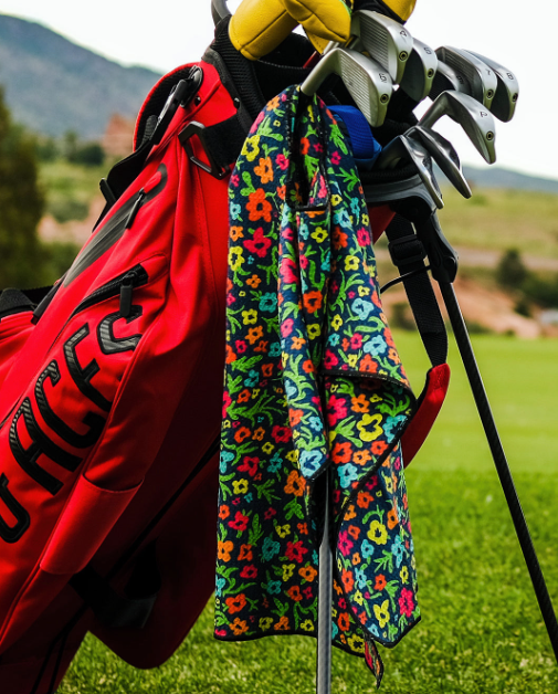 FLOWER POWER GOLF TOWEL