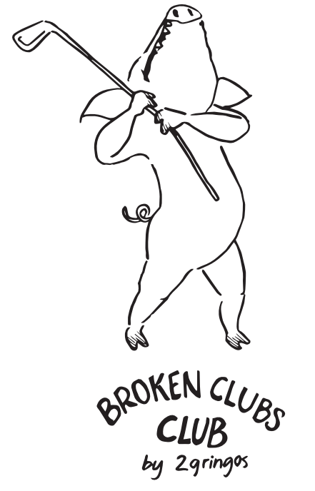 En illustration av en stiliserad tecknad figur som ser ut som en kombination av en dinosaurie och en golfare, i full sving med en golfklubba, med texten 'BROKEN CLUBS CLUB by 2gringos' nedanför